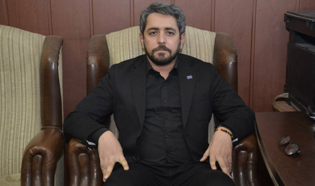 Anahtar Parti Besni İlçe Başkanı Ahmet Tevfik Dayan, 23 Nisan