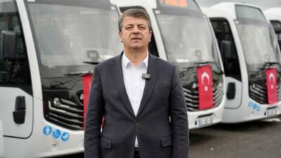 Başkan Tutdere’nin öncülüğünde belediyenin öz kaynaklarıyla alınan 6 yeni araç,