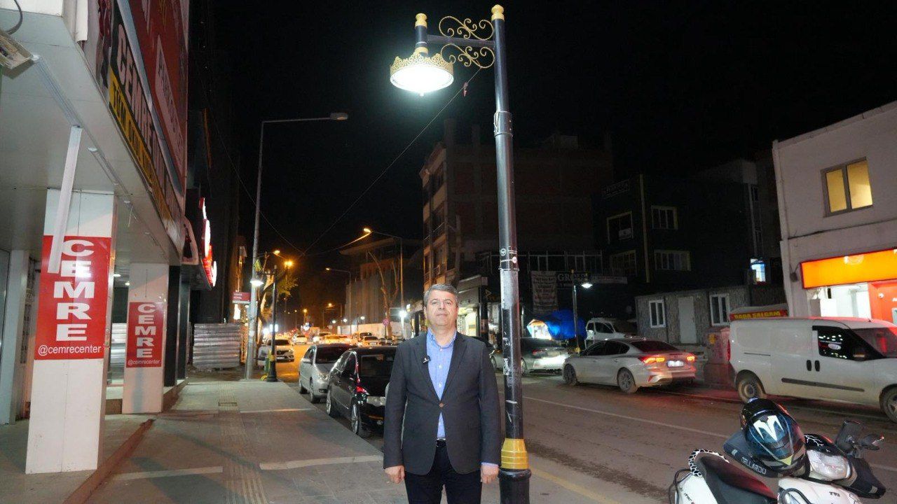 Adıyaman Belediyesi, altyapı çalışmaları tamamlanan Atatürk Caddesi ve Gölbaşı Caddesi’nde