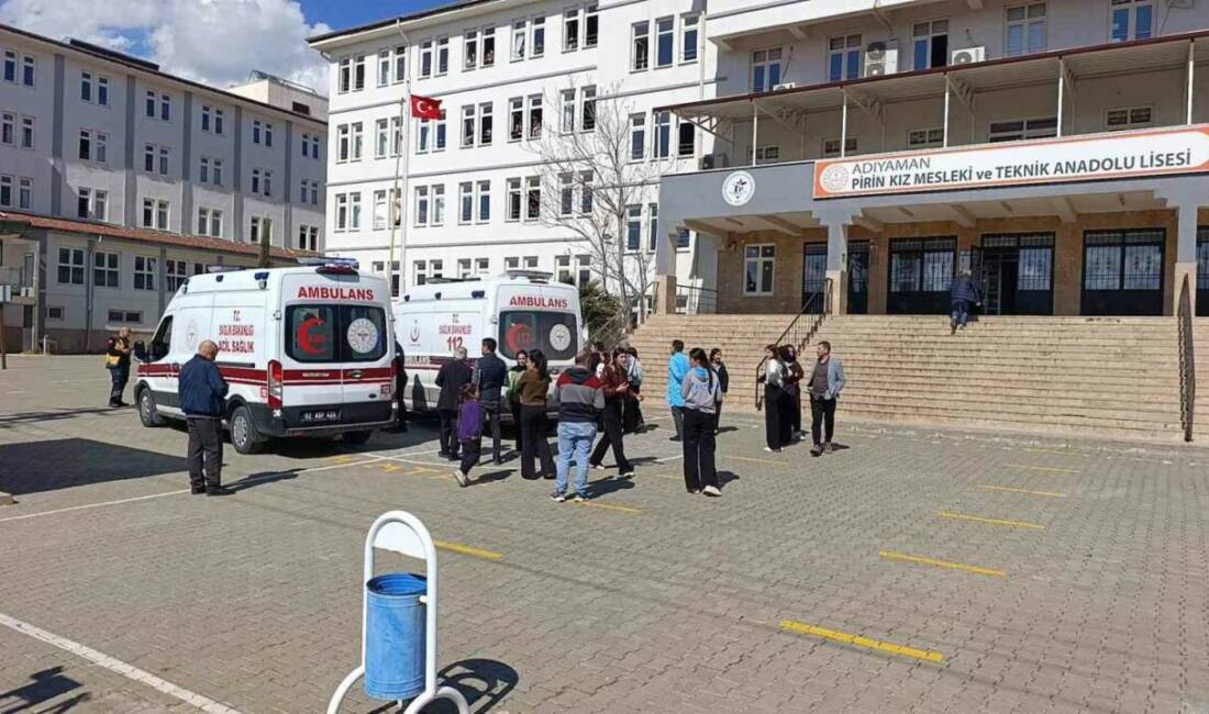 Adıyaman'da evden getirdikleri yiyecekleri tükettikten sonra rahatsızlanan 3 öğrenci hastaneye