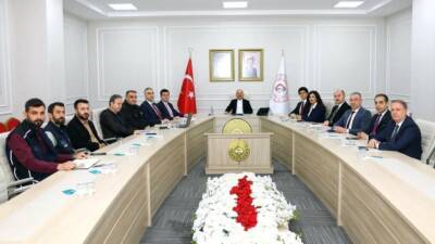 Adıyaman’da genelinde yürütülen çalışmaların değerlendirildiği Haftalık Koordinasyon Toplantısı Vali Osman
