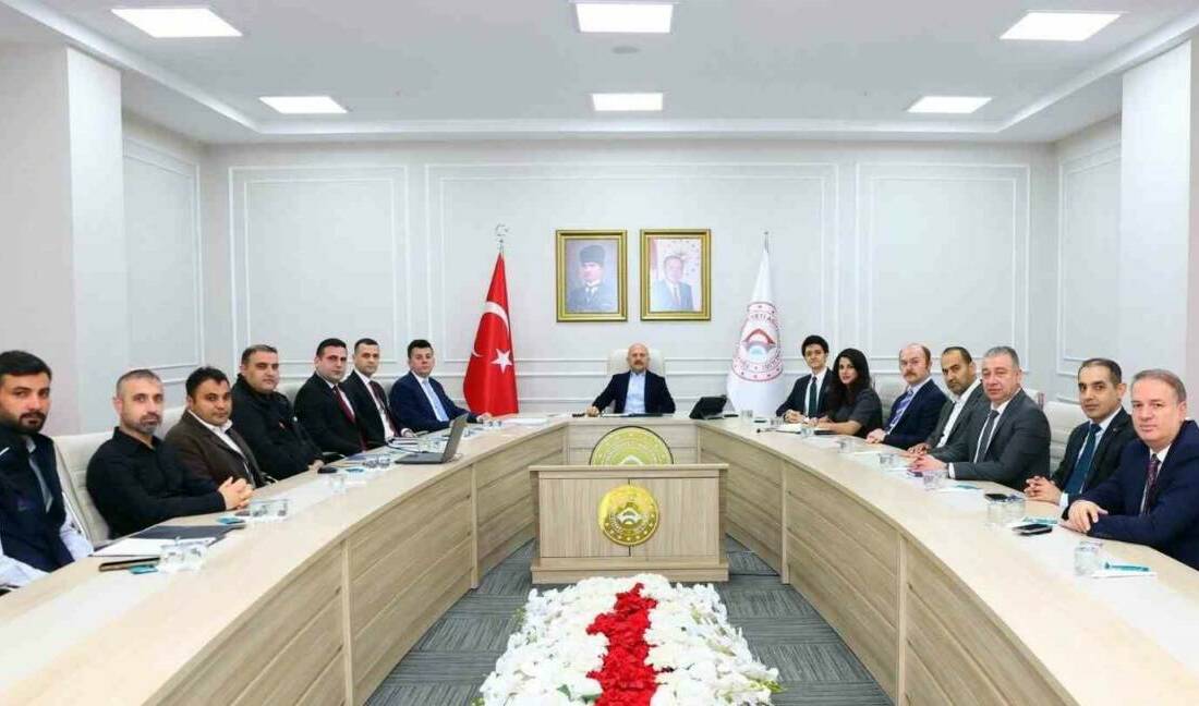 Adıyaman genelinde yürütülen çalışmaların ele alındığı Haftalık Koordinasyon Toplantısı, Adıyaman