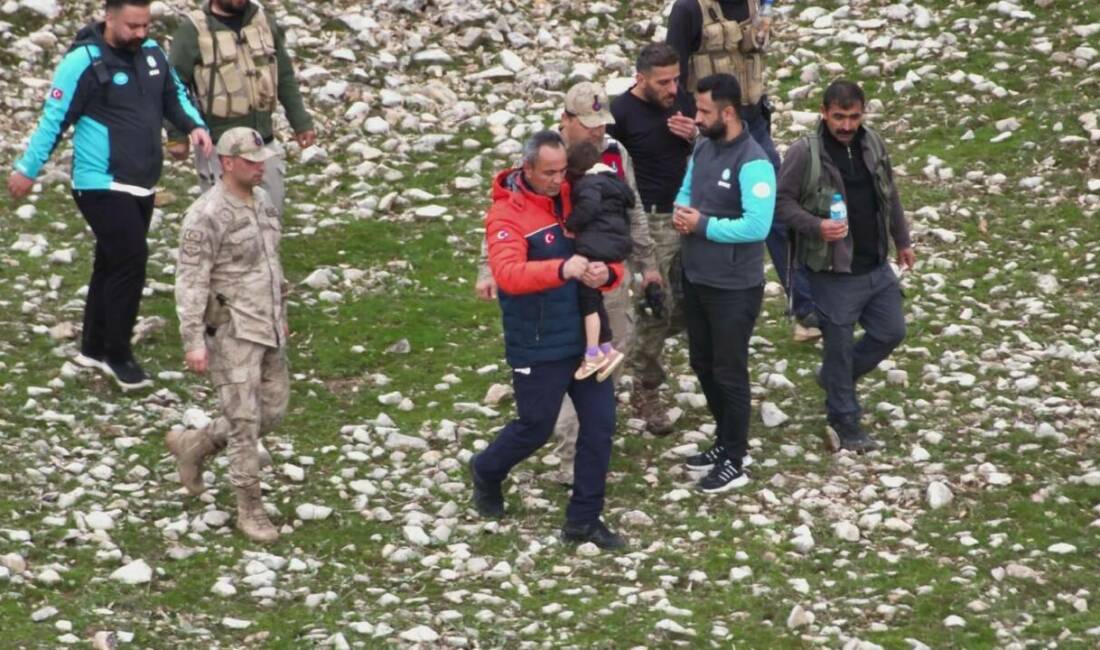 Siirt’in Eruh ilçesinde kaybolan 3 yaşındaki Zikan Darga için AFAD