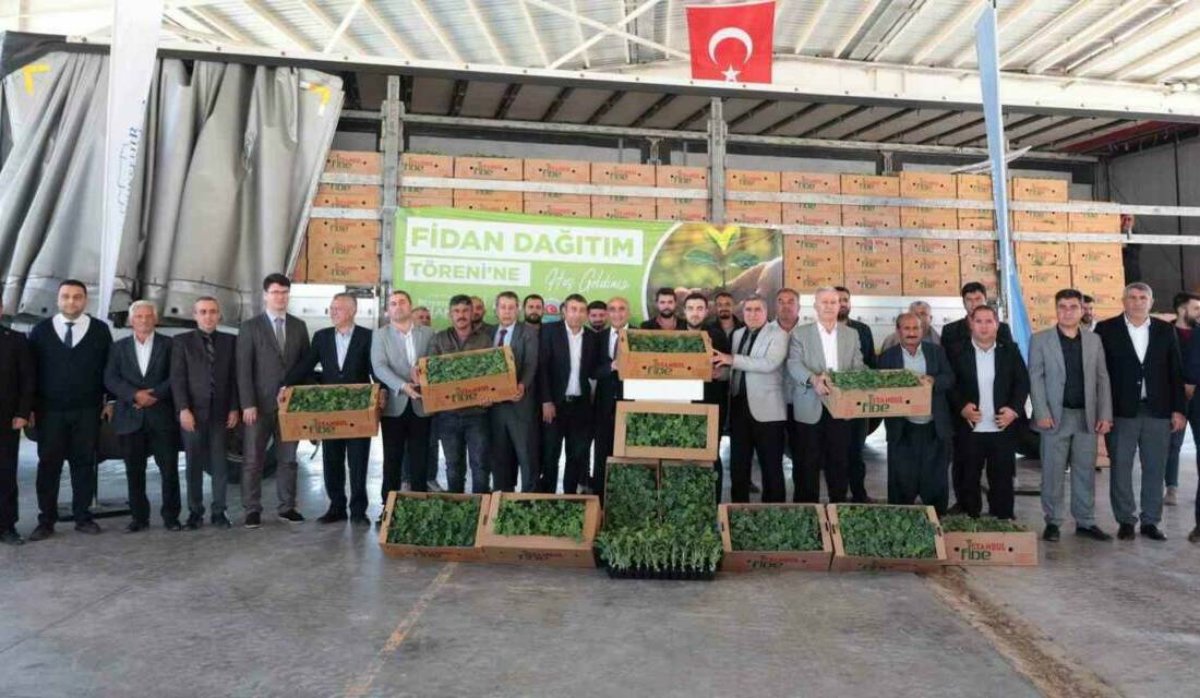 Gaziantep Büyükşehir Belediyesi tarafından, Araban ilçesindeki karpuz üreticisi çiftçilere yönelik