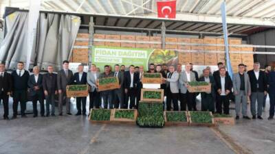 Gaziantep Büyükşehir Belediyesi tarafından, Araban ilçesindeki karpuz üreticisi çiftçilere yönelik