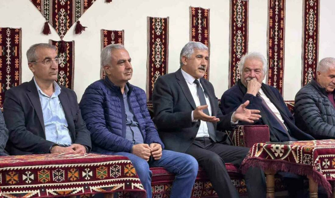 Adıyaman’ın Kâhta ilçe Belediye Başkanı Mehmet Can Hallaç, Avukatlar Günü