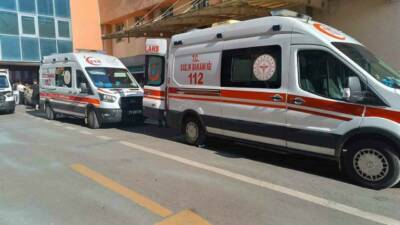 İki grup arasında çıkan bıçaklı ve sopalı kavgada 1 kişi