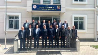 MHP Adıyaman İl Başkanı İsmail Gümüş ve yönetim kurulu üyeleri,