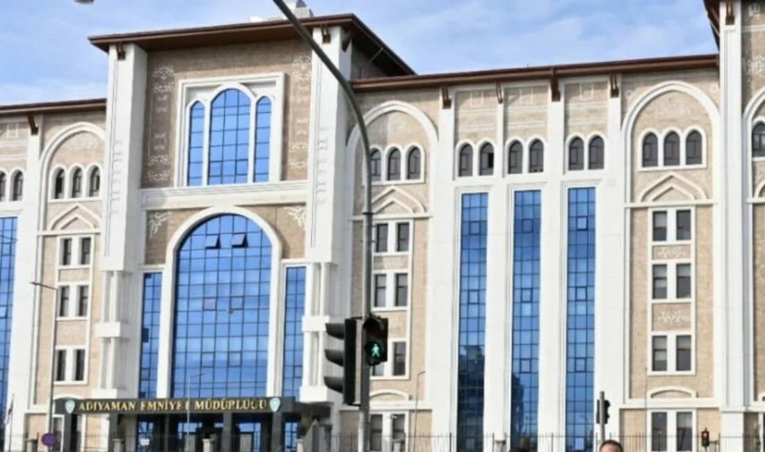 Adıyaman İl Emniyet Müdürlüğü, İzmir'in Bornova ilçesinde trafik kazasında yaralanarak