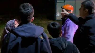 Adıyaman'da etkili olan sağanak yağışın ardından Kayalık Mahallesi'nde toprak kayması