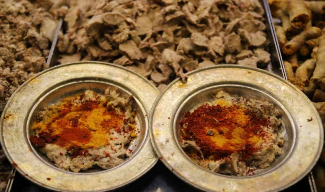 Gaziantep’te mevsim geçişlerinde bağışıklığını güçlü tutmak isteyen vatandaşlar, geleneksel lezzetlerin