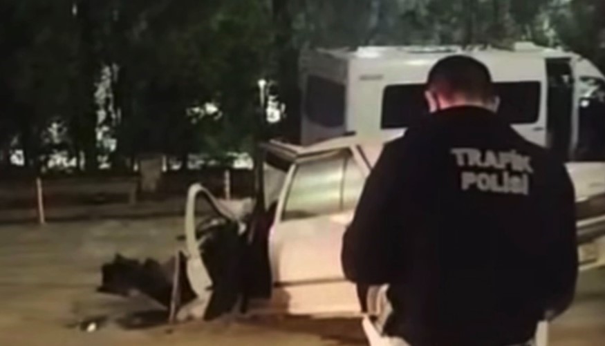 Gaziantep’te bir işçi servisi ile otomobilin çarpışması sonucu 1’i ağır