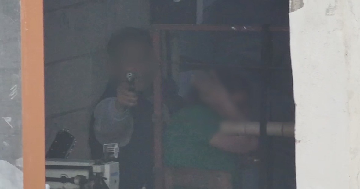 Gaziantep’te ‘teslim ol’ çağrılarına ateşle karşılık vererek 5 kişiyi rehin