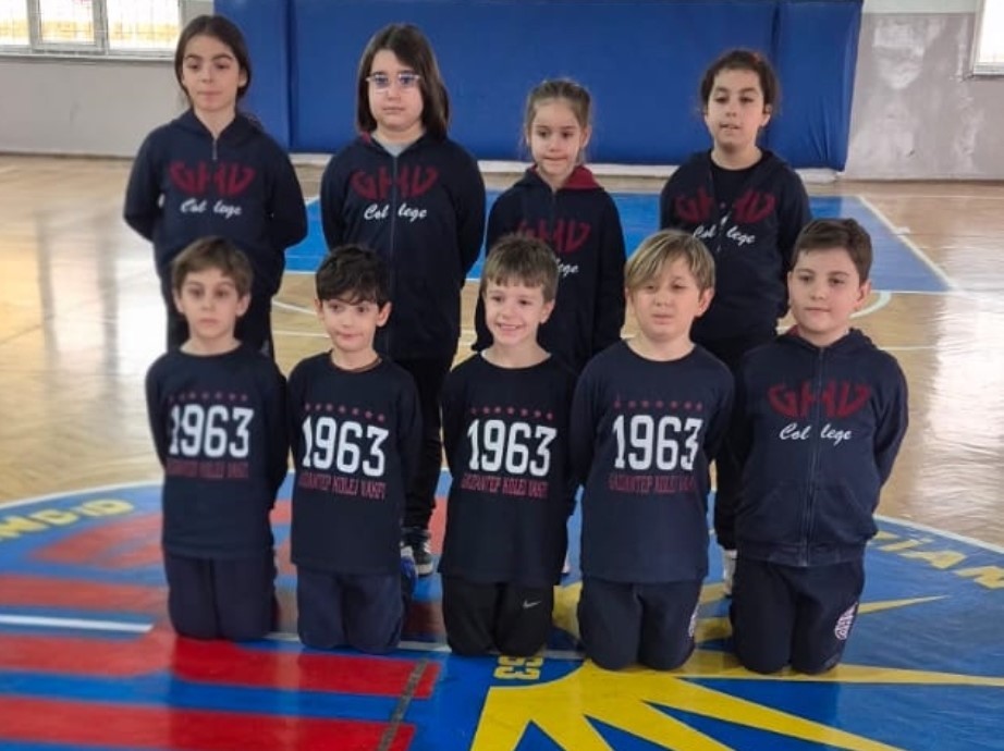 Gaziantep Kolej Vakfı Özel Okulları öğrencileri akademik başarılarını sosyal, kültürel