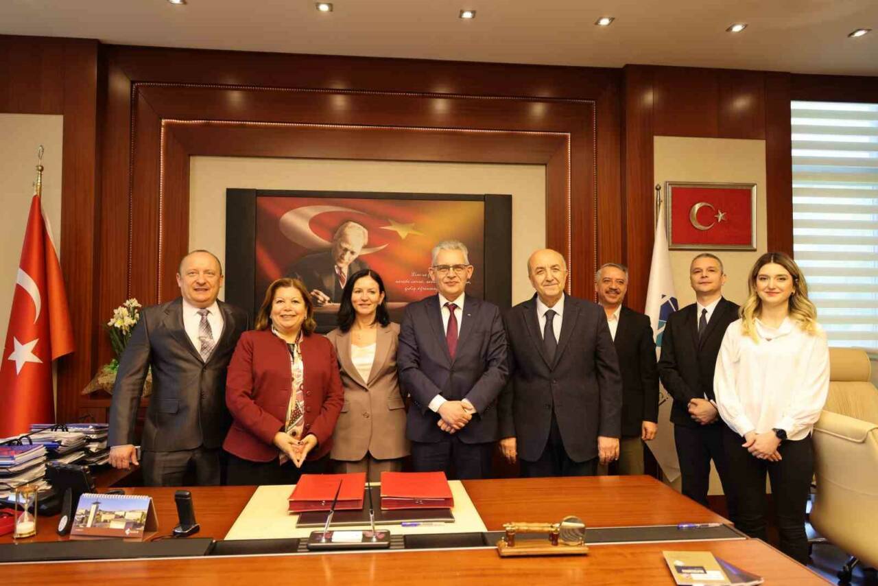 Hasan Kalyoncu Üniversitesi (HKÜ), uluslararasılaşma vizyonu doğrultusunda Polonya’nın köklü yükseköğretim