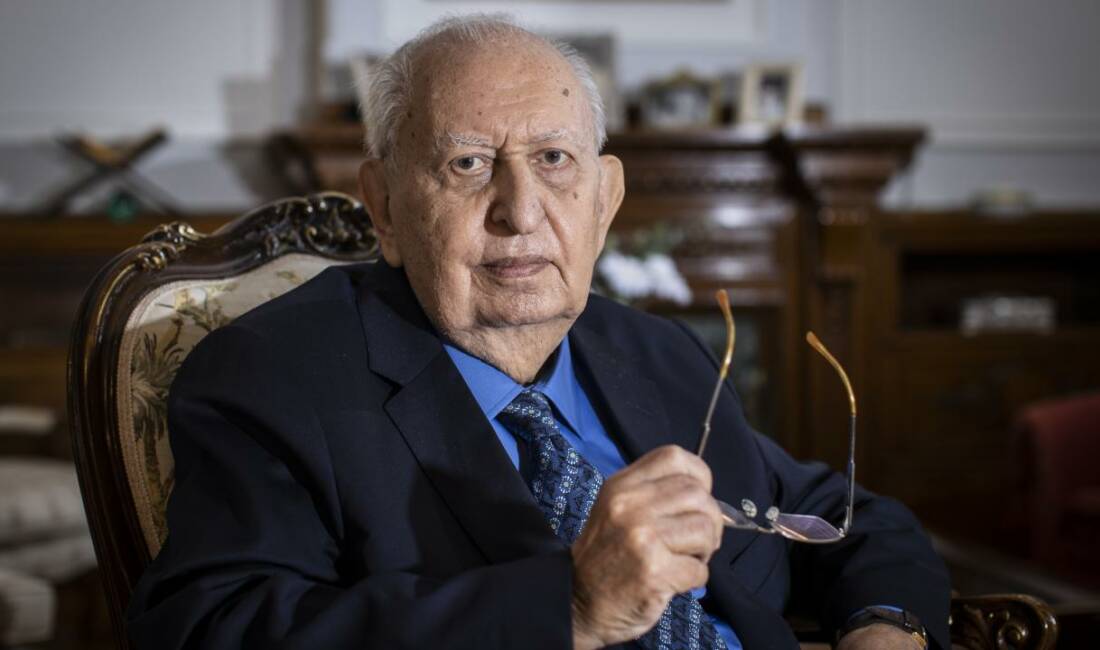 Türk siyasetinin önemli isimlerinden, eski TBMM Başkanı Hüsamettin Cindoruk tedavi