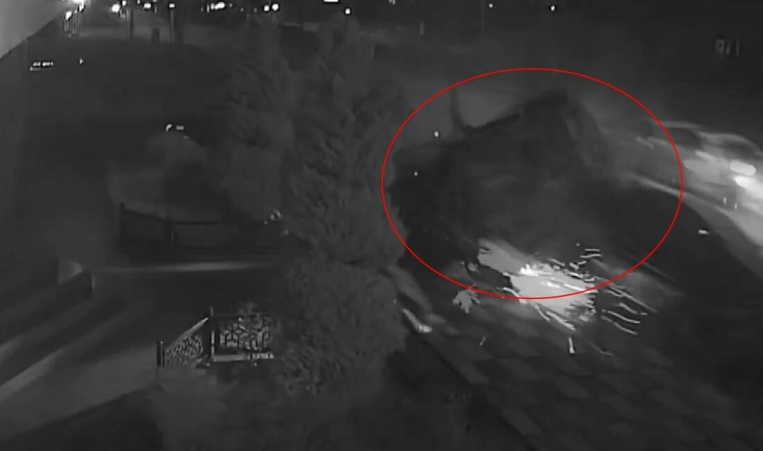 Gaziantep’te gece saatlerinde caddede yarış halinde olduğu iddia edilen 2