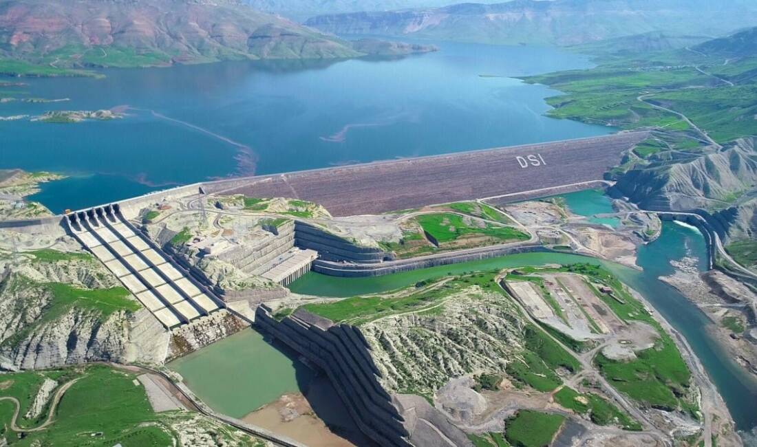 Şırnak Valiliği, bölgede etkili olan yoğun yağışlar ve kar erimeleri