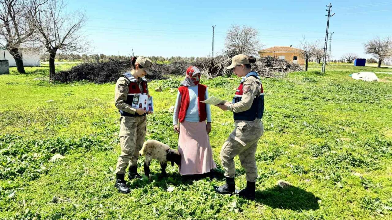Gaziantep’te jandarma ekipleri, 406 kadına Kadın Acil Destek (KADES) uygulaması