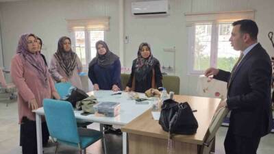 Adıyaman’ın Gölbaşı Kaymakamı Kadir Algın, Aile Destek ve Eğitim Merkezi’nde