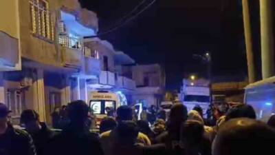 Mardin'in Kızıltepe ilçesinde kız kaçırma meselesi nedeniyle iki grup arasında