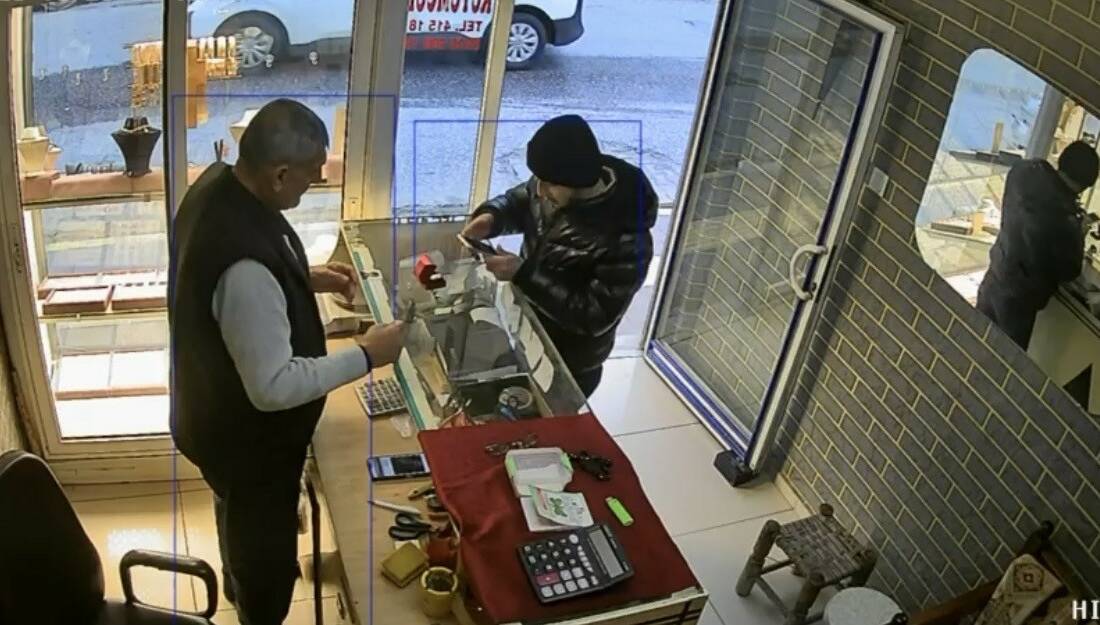 Kuyumcudan 60 bin lira değerindeki altın yüzüğü çalan şüpheli, 4