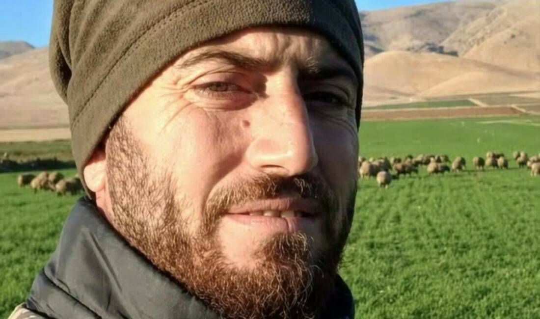 Mardin’in Derik ilçesinde çobanlık yapan 38 yaşındaki Emrah Aksu, uğradığı
