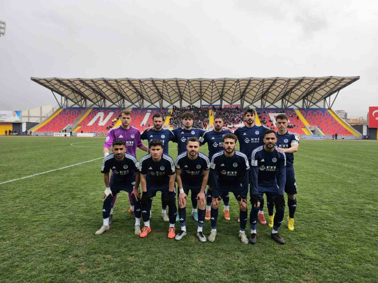 TFF 3. Ligde mücadele eden Mardin temsilcisi Mazıdağı Fosfatspor, deplasmanda