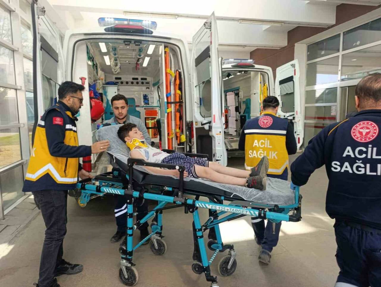 Adıyaman’da motosikletin çarptığı yabancı uyruklu bisiklet sürücüsü yaralandı.