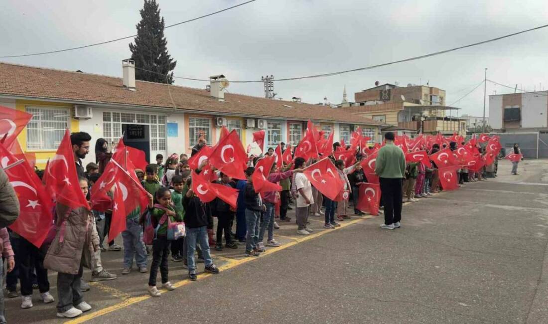 Şanlıurfa’nın Siverek ve Kahramanmaraş’ta yaşanan okul saldırılarının ardından Ceylanpınar’da öğrenciler