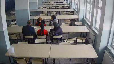 Gaziantep’te öğle yemeğinde nefes borusuna elma parçası kaçan lise öğrencisi,