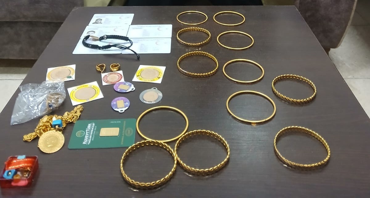 Diyarbakır’da içinde çok sayıda altın bulunan kayıp çanta yapılan incelemelerin