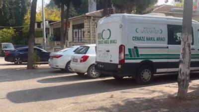 Gaziantep’te tıra arkadan çarpan otomobilin sürücüsü baba ile yanındaki oğlu