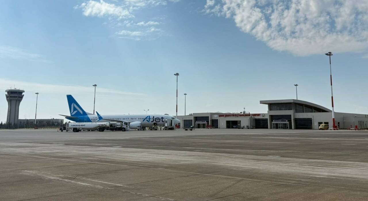 Şırnak’ın Cizre ile İdil ilçeleri arasında bulunan Şerafettin Elçi Havalimanı,