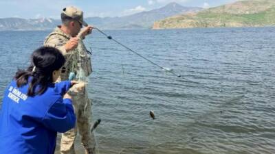 Şırnak’ın Güçlükonak ilçesinde bulunan Ilısu Barajı’nda av yasağı kapsamında gerçekleştirilen
