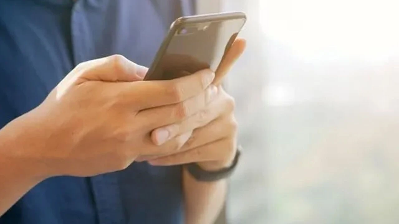 Bilgi Teknolojileri ve İletişim Kurumu (BTK), mobil hat kullanımına yönelik