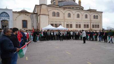 Adıyaman Üniversitesi öğrencileri, Filistin’e destek vermek amacıyla Hısn-ı Mansur Camii