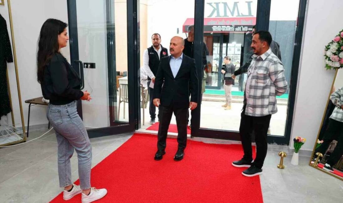 Adıyaman Valisi Osman Varol, kent meydanı esnafı ve Atatürk Bulvarı