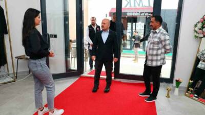 Adıyaman Valisi Osman Varol, kent meydanı esnafı ve Atatürk Bulvarı