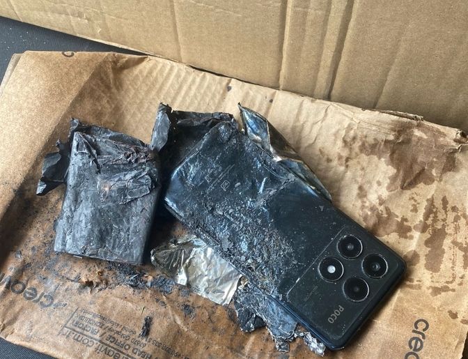 Adıyaman'da bir cep telefonunun bataryasının patlaması sonucu bir kişi yaralandı.