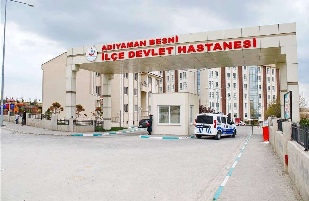 Adıyaman Milletvekili Hüseyin Özhan, Besni’de artan uzman hekim sayısı ve