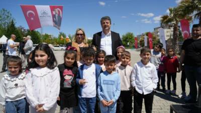 Adıyaman Belediye Başkanı Abdurrahman Tutdere, Kahramanmaraş ve Şanlıurfa’da yaşanan okul
