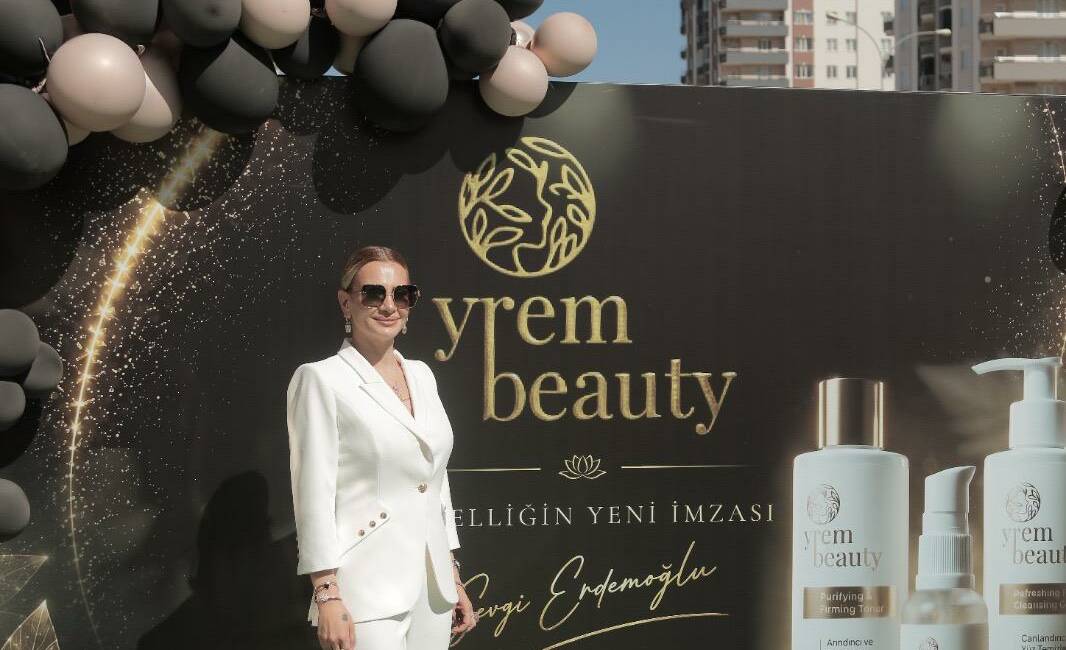 Yrem Beauty yeni ürününü tanıtmak için yaptığı etkinlik büyük ilgi