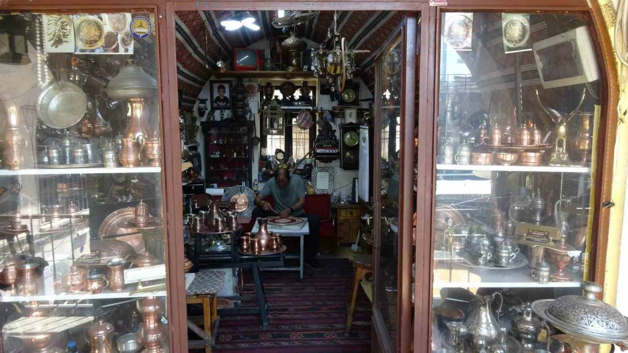 Gaziantep’te geleneksel yöntemlerle özellikle büyük boy kazanlar ve özel tasarım