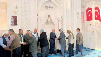 Diyarbakır’ın Çermik İlçe Belediye Başkanı Şehmus Karamehmetoğlu, vatandaşlarla bayramlaştı.