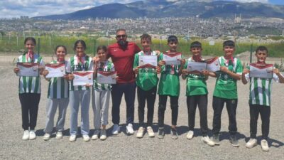 Adıyaman’ın Besni ilçesindeki Toklu Ortaokulu, Bocce Bölge Finallerinde önemli bir