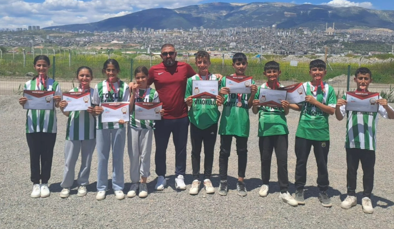 Adıyaman’ın Besni ilçesindeki Toklu Ortaokulu, Bocce Bölge Finallerinde önemli bir