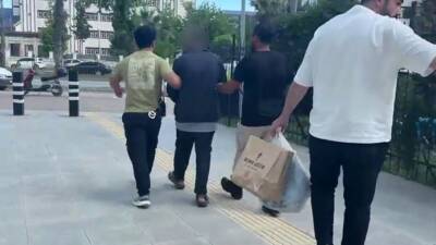 Adıyaman’da terör örgütü DAEŞ’e yönelik yapılan operasyonda yakalanan 2 şahıs