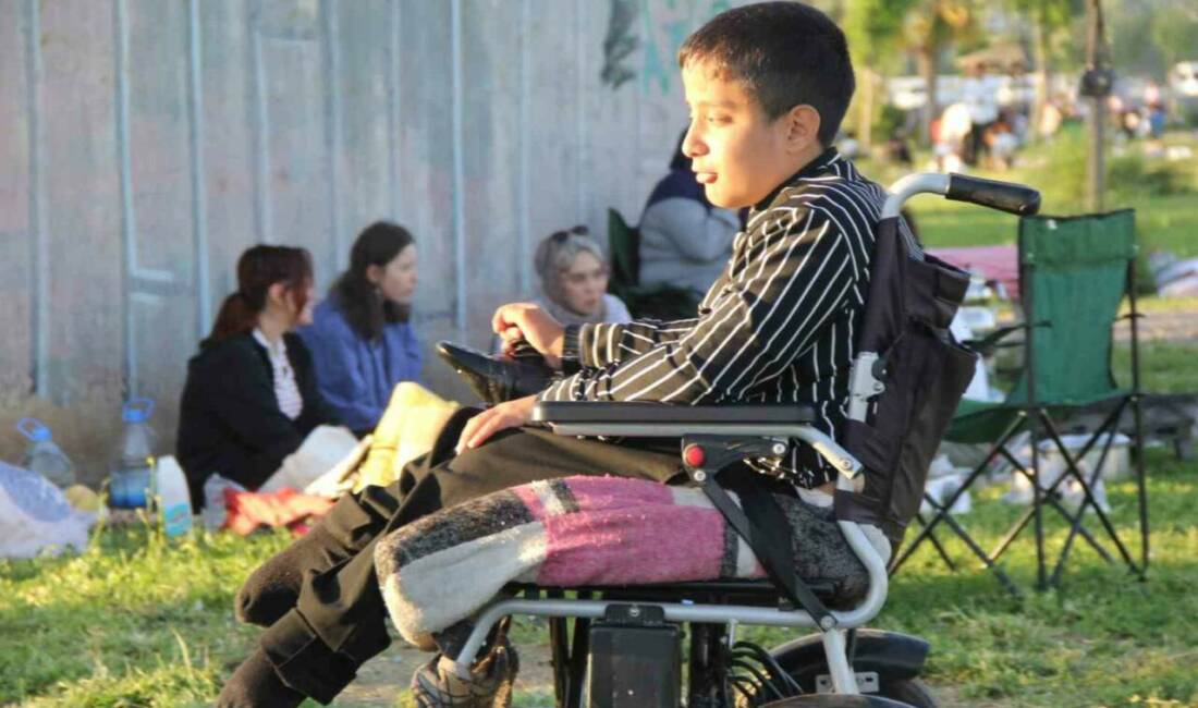 Cizre'de düzenlenen etkinlikte engelli anneleri ve aileleri, Engelliler Haftası ve