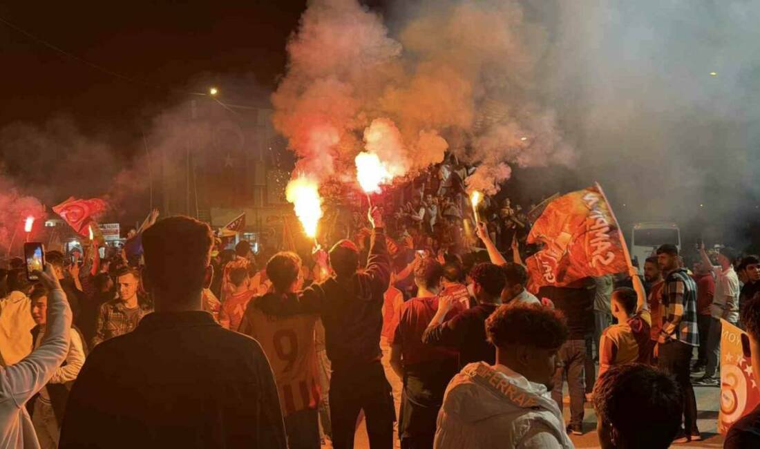 Trendyol Süper Lig’de Galatasaray’ın, sahasında Antalyaspor’u 4-2 yenerek şampiyon olması
